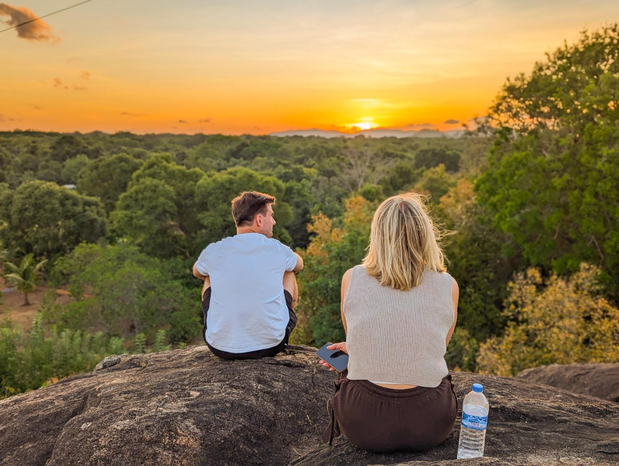 Sigiri Choona Lodge 'Unique Sunrise Viewpoint' Sigiriya Bagian luar foto
